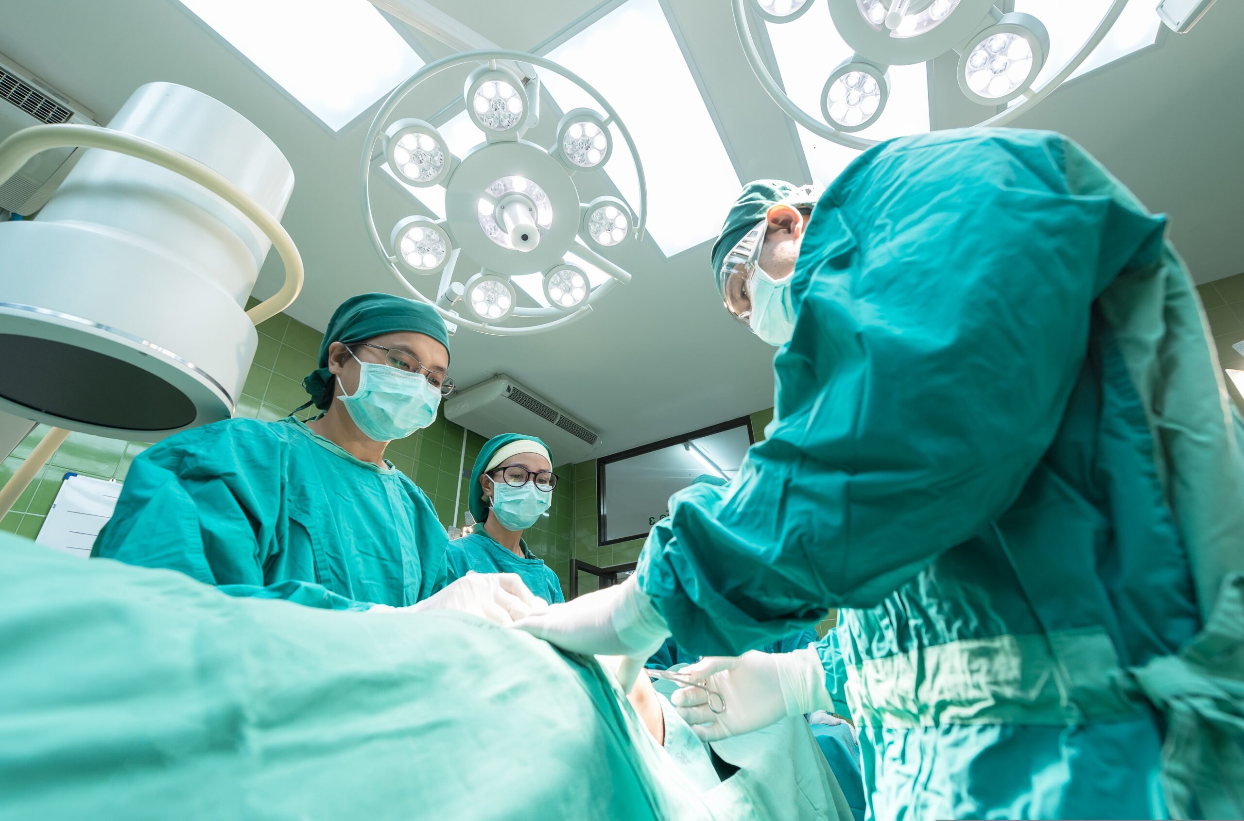 surgery-1807541